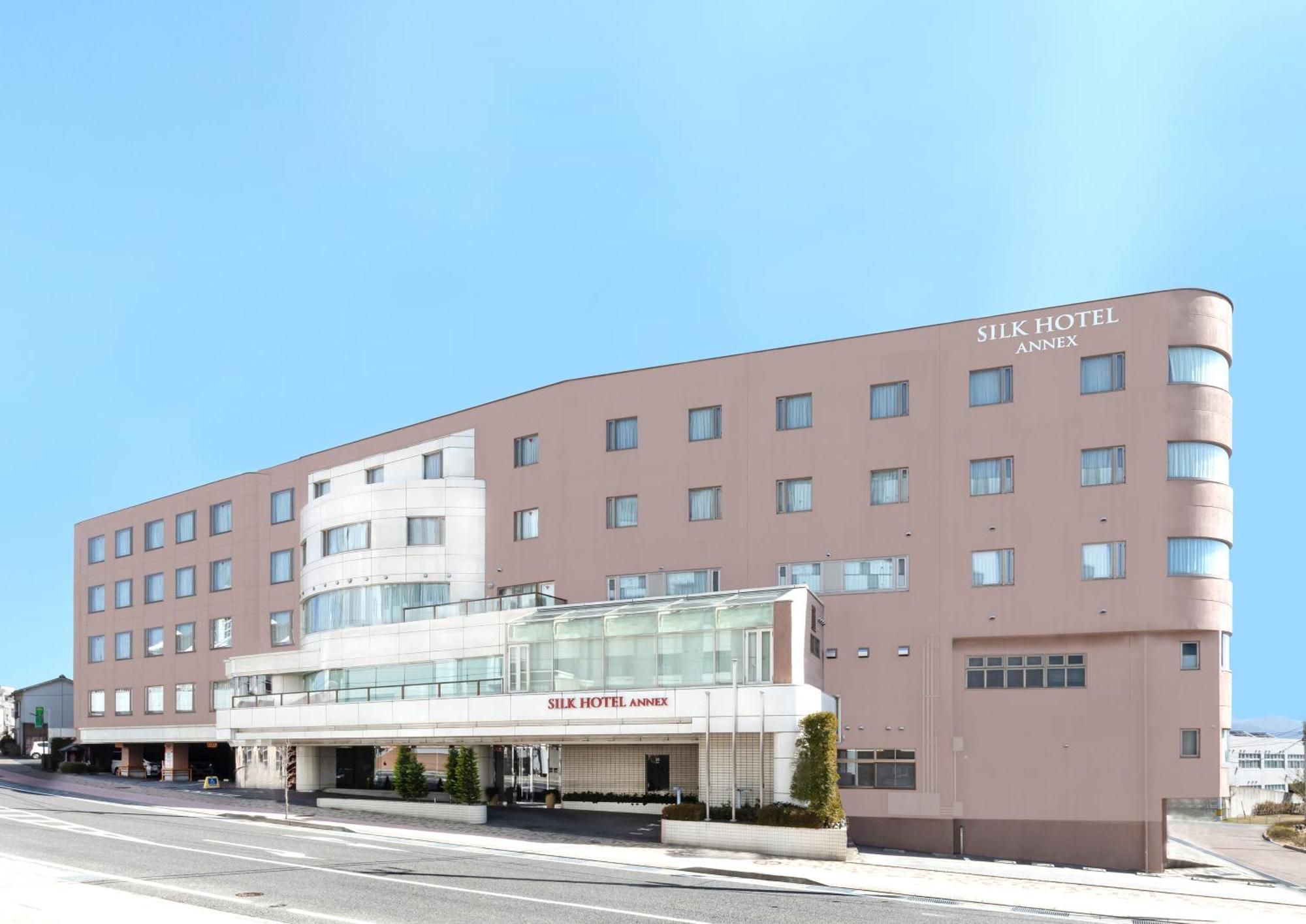 Silk Hotel Annex Iida Buitenkant foto